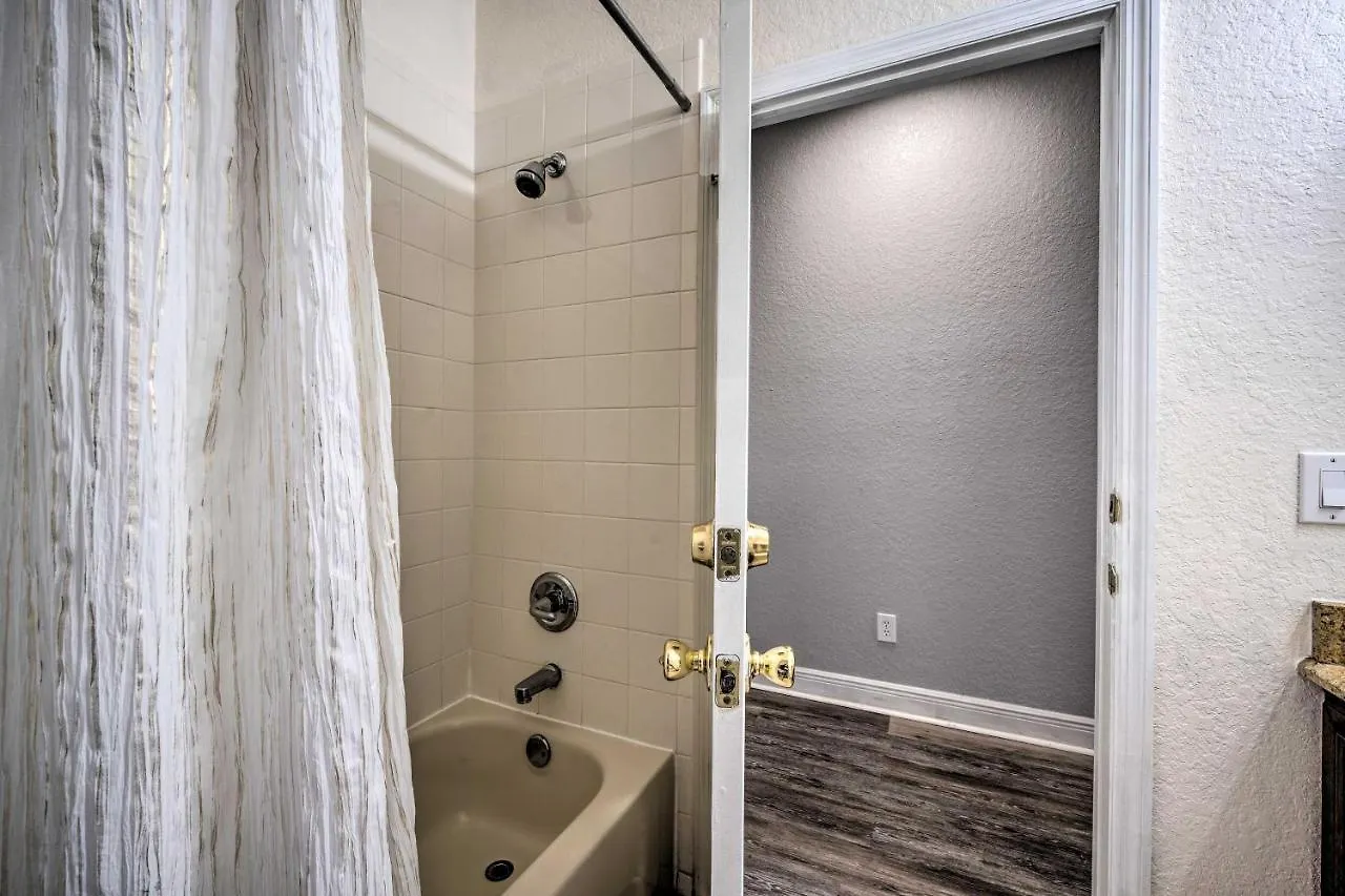 Holiday home Sunny Resort Townhome About 9 Mi To Disney World! Davenport